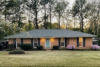 1362 Peachtree Cir, Auburn, AL 36830