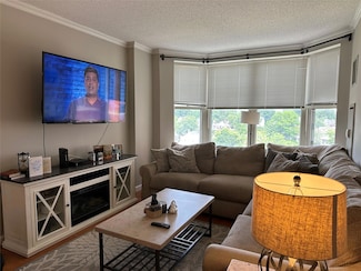 300 Mamaroneck Ave Unit 626, White Plains, NY 10605