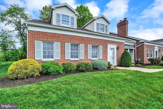 1638 Wyntre Brooke Dr Unit 5D, York, PA 17403