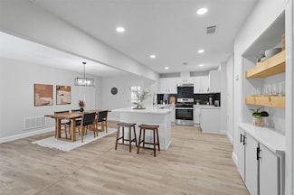 240 N Bryan Place, Mesquite, TX 75149