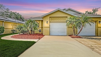 203 28th St W, Palmetto, FL 34221