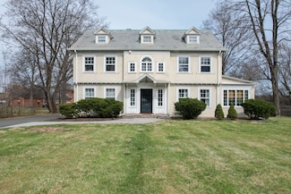 128 Bloomfield Ave, Hartford, CT 06105