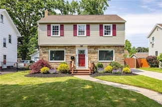 262 Barry Rd, Rochester, NY 14617