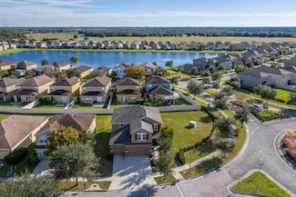 10105 Celtic Ash Dr, Ruskin, FL 33573