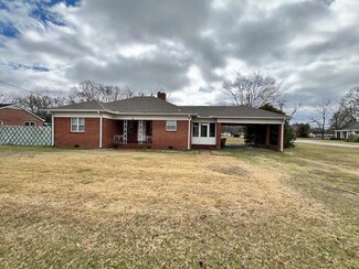 29 Main St, Georgetown, GA 39854
