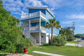 1522 Snapper Ln, Carolina Beach, NC 28428