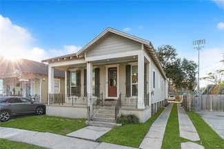 3020 Calhoun St, New Orleans, LA 70118