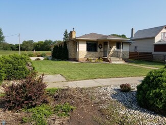 201 Valley St, Lisbon, ND 58054