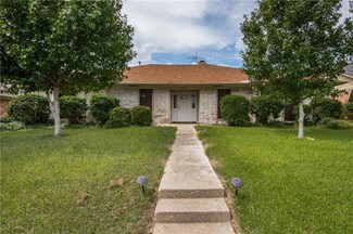 2405 Cordoba Dr, Carrollton, TX 75006