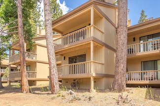1001 Commonwealth Dr Unit 18, Kings Beach, CA 96143