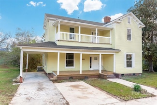 305 Elm St, Lancaster, SC 29720