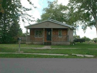 722 N Main St, Hudson, IN 46747