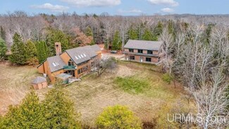 6223 Cr 513 T Rd, Rapid River, MI 49878