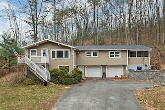 45 Lane Rd, Raymond, NH 03077