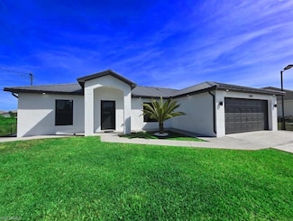 3004 26th St SW, Lehigh Acres, FL 33976