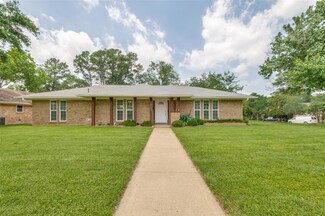 1913 Surrey Cir, Grand Prairie, TX 75050