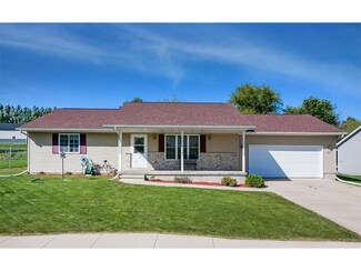 820 E Liberty St, Anamosa, IA 52205