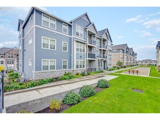 17149 SW Snowdale St Unit 101, Beaverton, OR 97007