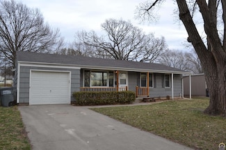 1316 Sunnyslope St, Emporia, KS 66801