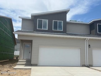 3220 Decoy Ave, Gillette, WY 82718
