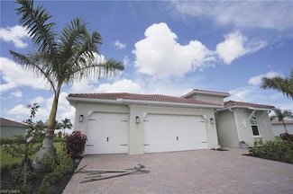 18698 Royal Hammock Blvd, Naples, FL 34114