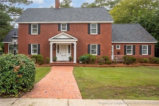 226 Valley Rd, Fayetteville, NC 28305