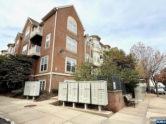 201 Dey St Unit C162, Harrison, NJ 07029