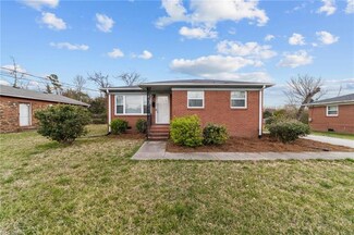 1307 Ardmore Dr, Greensboro, NC 27401