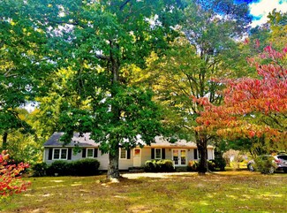 205 Hardtimes Rd, Farmville, VA 23901