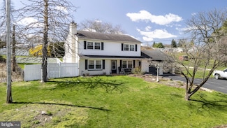 10 Beale Dr, Parkesburg, PA 19365
