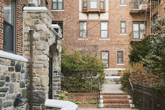 160-15 Powells Cove Blvd Unit A304, Flushing, NY 11357