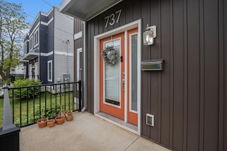 737 Bates St SE, Grand Rapids, MI 49503