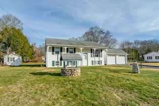 38 Toper Rd, Plainfield, CT 06374