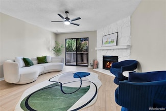 906 S Walden St Unit 104, Aurora, CO 80017