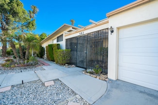 682 N Monterey Rd, Palm Springs, CA 92262