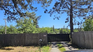 28243 Redwood Hwy, Cave Junction, OR 97523