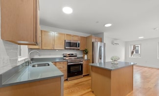 140 Prospect St Unit 1, Cambridge, MA 02139