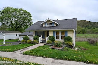 492 Main St, Hallstead, PA 18822