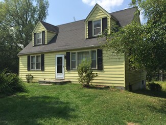 279 Oak Ln, Cresco, PA 18326