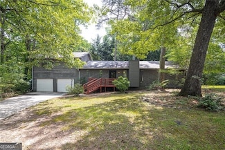 633 Iris Rd, Pine Lake, GA 30072