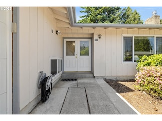 851 SE 137th Ave, Portland, OR 97233