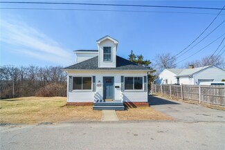 11 Durante Ave, Johnston, RI 02919