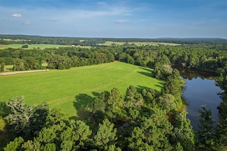 205 County Road 2301, Rusk, TX 75785