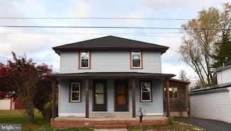 12 Delaware Ave, Salem, NJ 08079