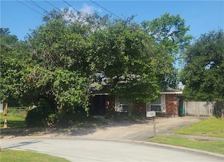 105 Parkbrook Cir, Slidell, LA 70458