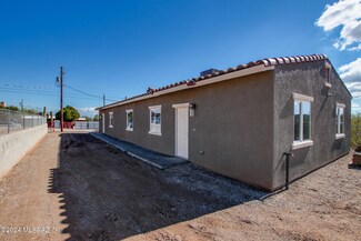 72 W James L Sullivan St, Corona de Tucson, AZ 85641