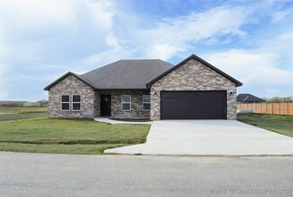 71 Cobb Cir, Durant, OK 74701