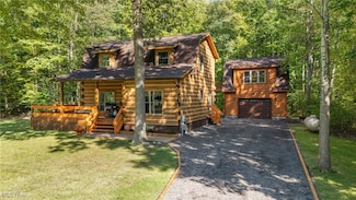 2098 S Park Ln, Roaming Shores, OH 44084