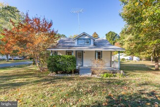 38254 Charles Hall Rd, Coltons Point, MD 20626