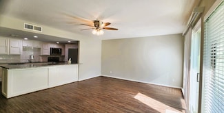 14777 Wunderlich Dr Unit 605, Houston, TX 77069